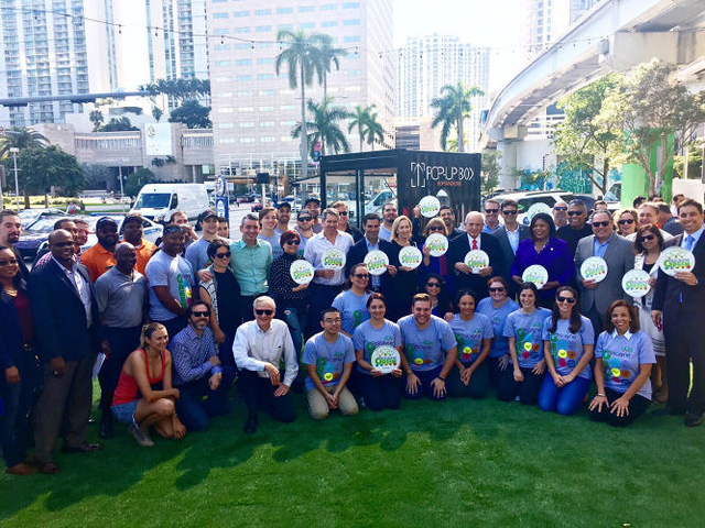 day la cach nguoi ta da bien mot con duong thanh cong vien xanh mat o miami