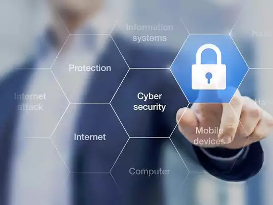 bi duoi viec quan tri he thong bat coc toan bo email cua cong ty cu lam con tin doi 200000 usd tien chuoc