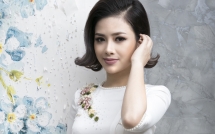 duong hoang yen xinh dep trong trang phuc ao dai