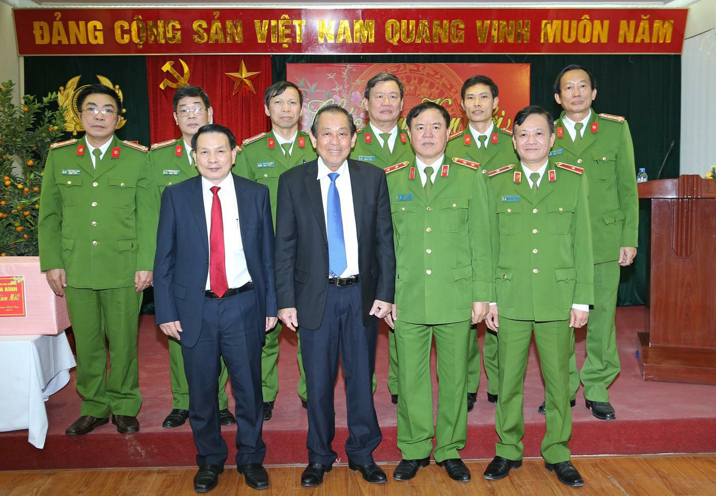 pho thu tuong thuong truc kiem tra cong tac truc phuc vu tet cua bo cong an