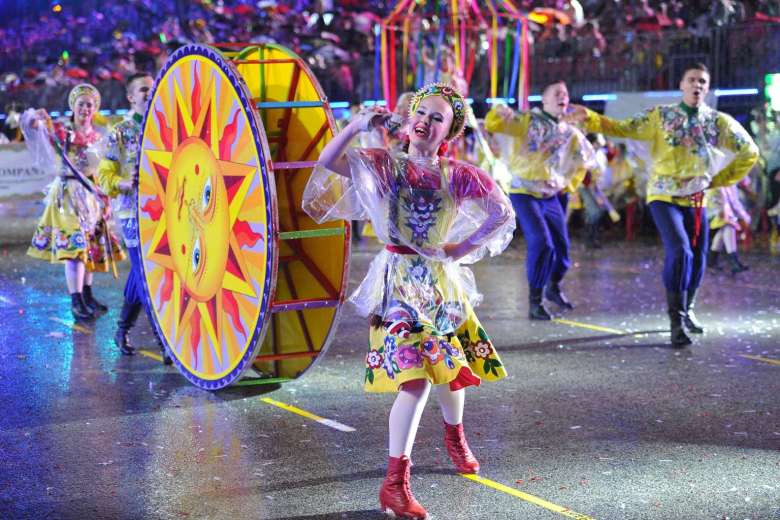 ghe tham le hoi duong pho lon nhat chau a dip tet nguyen dan