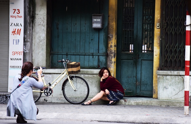 ha noi khac la ma than quen sang mung 1 tet