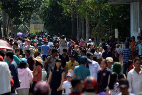 khu vui choi o sai gon dong nghit nguoi du xuan van canh