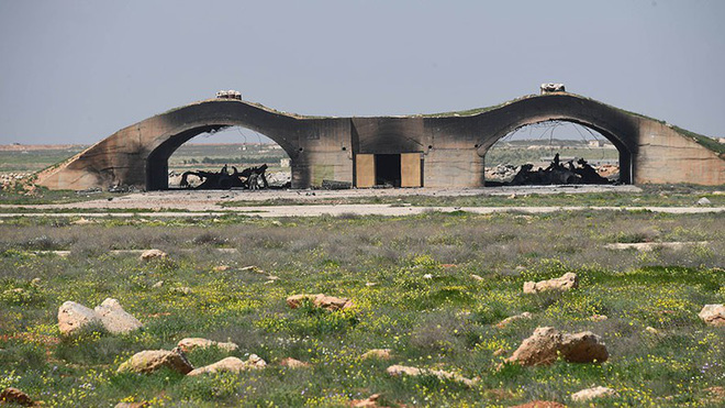 ten lua tomahawk my tap kich syria dot tien mua vui