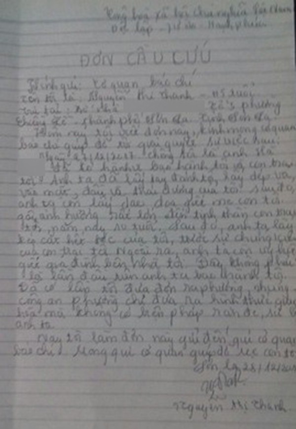 son la bat chap con trai 10 tuoi dung truoc mat chong van danh dap va cat troc dau vo