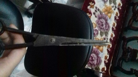 son la bat chap con trai 10 tuoi dung truoc mat chong van danh dap va cat troc dau vo