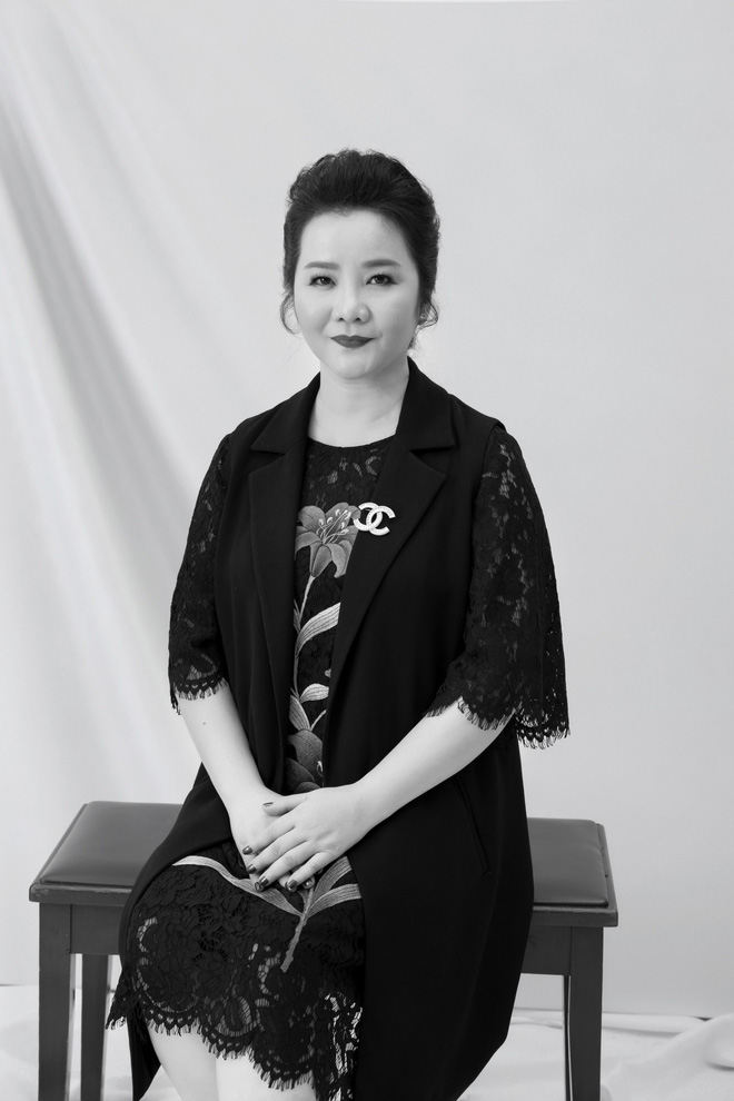 nong hoang my khong co ten trong dan giam khao ck hoa hau hoan vu viet nam
