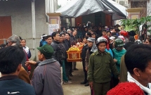 khoi to nguoi chong ngao da sat hai vo va hai con nho roi tu sat bat thanh