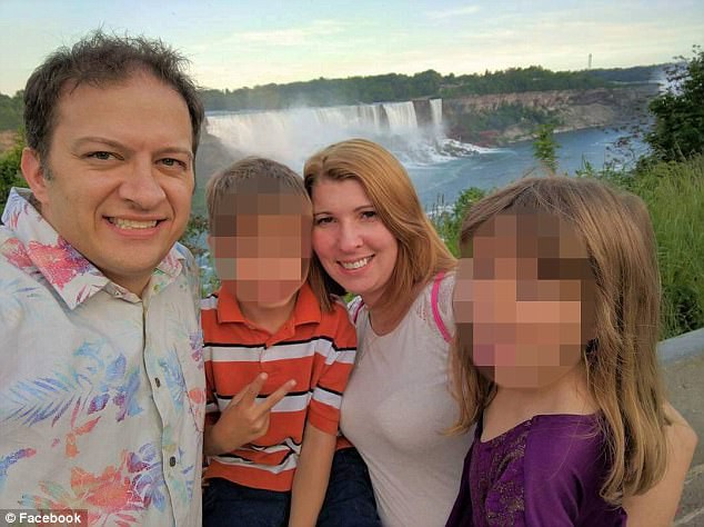 bi hang xom bat coc cuong buc suot 17 ngay trong nguc toi nhung do van chua phai la toan bo bi kich cua be gai 9 tuoi