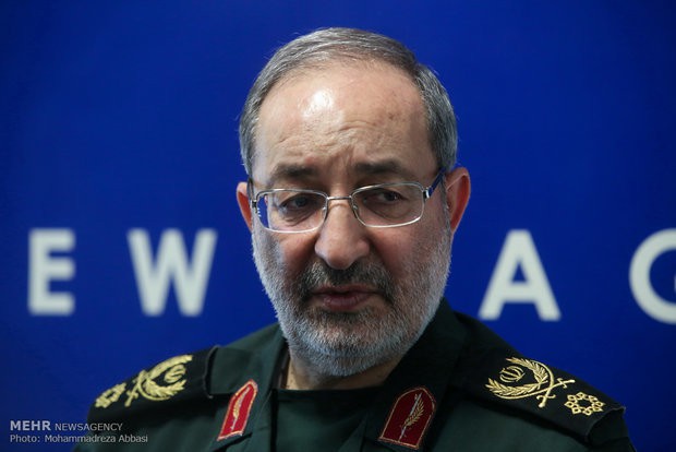 thu tuong israel thoi lua vao iran ngay chinh quyen tehran sup do hai nuoc lai la ban
