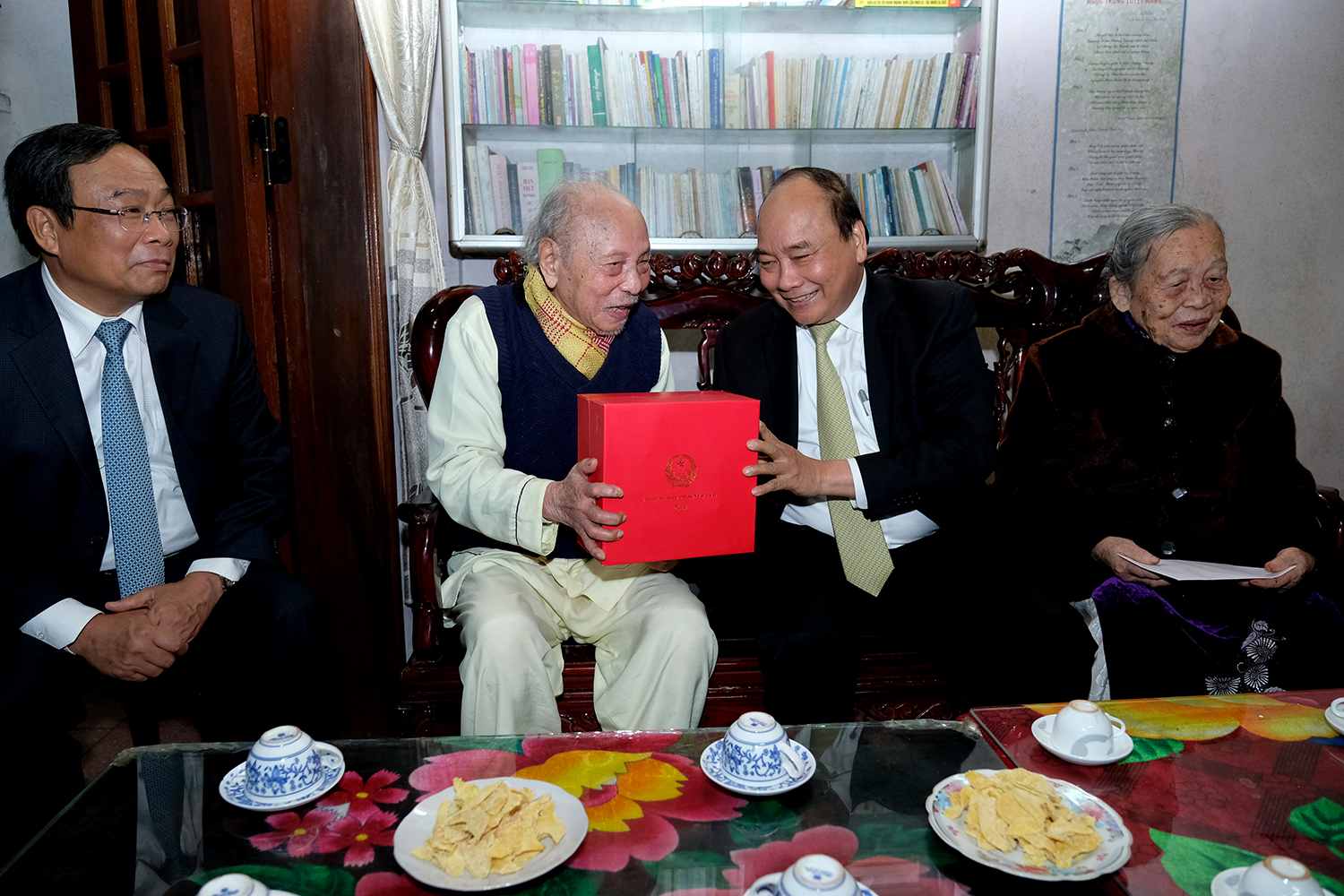 thu tuo ng hue pha i ta n du ng ve de p cha ng noi na o co duo c