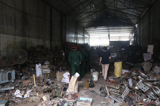 bat chap nguy hiem hang tram nguoi dan hieu ki keo den xem hien truong vu no kinh hoang o bac ninh