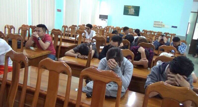 pha song bac khung bat giu 3 dai gia viet kieu cung 18 con bac dang sat phat trong chung cu cao cap o sai gon