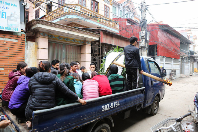 nguoi than dau don tien dua be gai 2 tuoi tu vong trong vu no kinh hoang o bac ninh