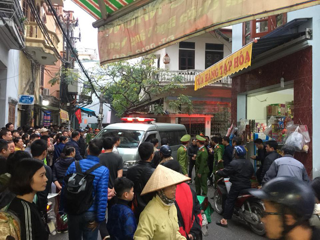 chu tich huyen quoc oai tu vong tai can nha 4 tang trong tinh trang treo co