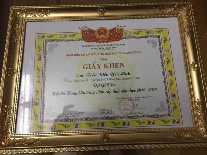 thieu nu 2003 dan hat tieng anh dang yeu the nay thi ai ma chiu duoc