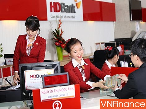 no tiem an tang nhanh vi sao co phieu hdbank van la hang hot khi len san