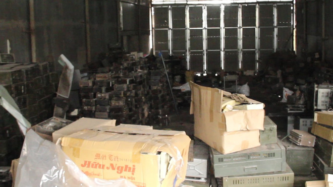 vu no o bac ninh phat hien kho bom thu 2 nam ngay trong lang cach vu no kinh hoang chi 500m