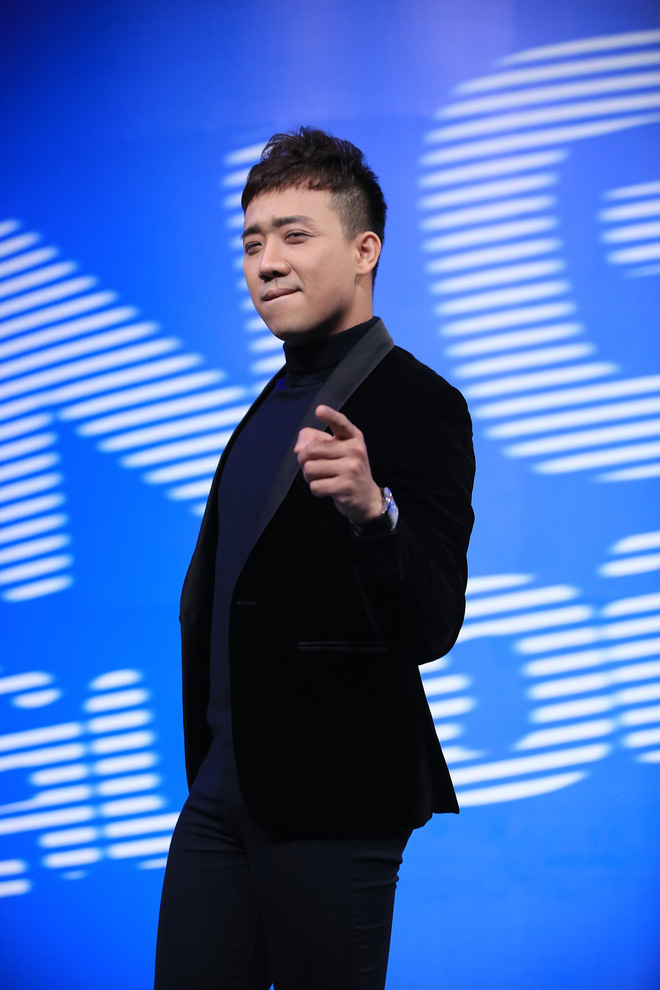 hoai linh noi thang tren song truyen hinh vang xuan bac chuong trinh van du day