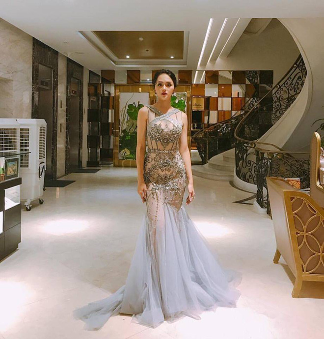 nhin vao loat vay long lay nay cua huong giang idol biet dau lai thay tiem nang mot hoa hau