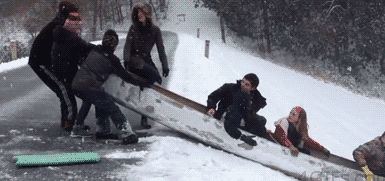 14 ly do vi sao ai cung thich di truot tuyet cho biet