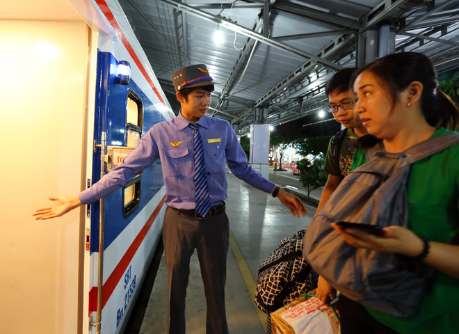 thu nghiem doan tau the he moi cung suat an hang khong tren tuyen duong sat bac nam