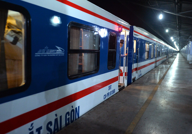 thu nghiem doan tau the he moi cung suat an hang khong tren tuyen duong sat bac nam