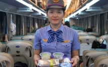 thu nghiem doan tau the he moi cung suat an hang khong tren tuyen duong sat bac nam