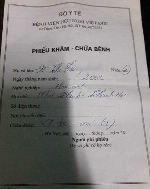 thanh hoa nu sinh bi hang xom dam rach mat vi nghi an cap mau quan ao ve ban