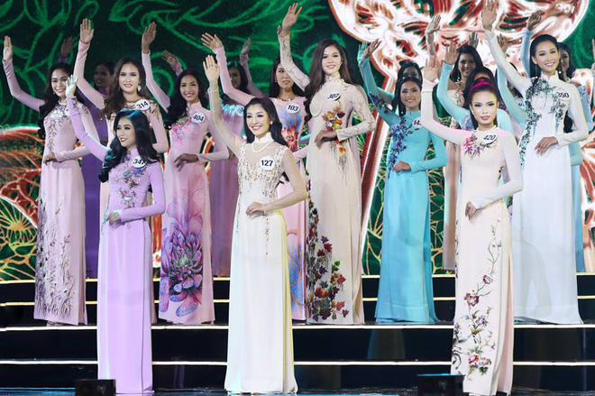 ao dai dem chung ket hhhv xem ma cu ngo nham phai cuoc thi hoa hau nao nam xua