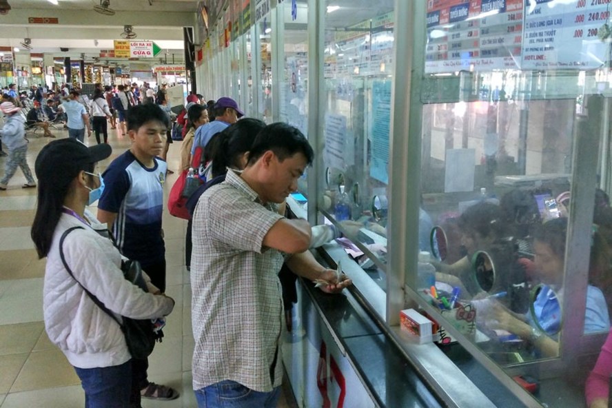 tp ho chi minh chay ve xe tet di cac tinh mien trung ve tau kho mua
