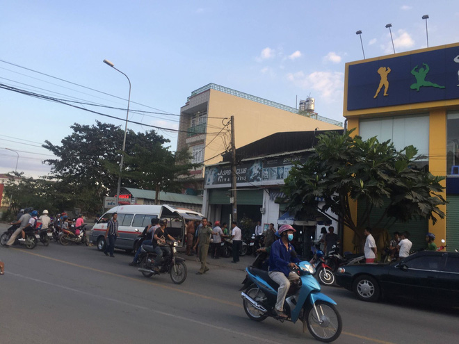 nguoi dan ong bi dien giat tu vong trong phong tap gym o sai gon
