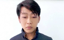 khoi to nhom doi tuong duoi danh con no tai tru so cong an tp hcm