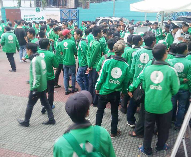 grab am tham giam chiet khau tu 236 xuong 20 hang tram tai xe bat ngo