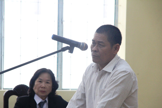 xet xu huu be ong lao hang xom nghi xam hai be gai 13 tuoi khien em uat uc tim den cai chet