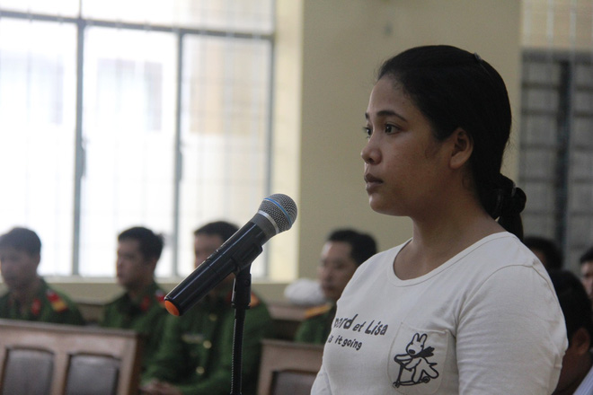 xet xu huu be ong lao hang xom nghi xam hai be gai 13 tuoi khien em uat uc tim den cai chet
