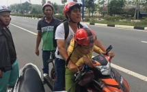 co gai 9x bi bat giu khi dang dieu khien xe exciter an trom sang campuchia ban lay tien