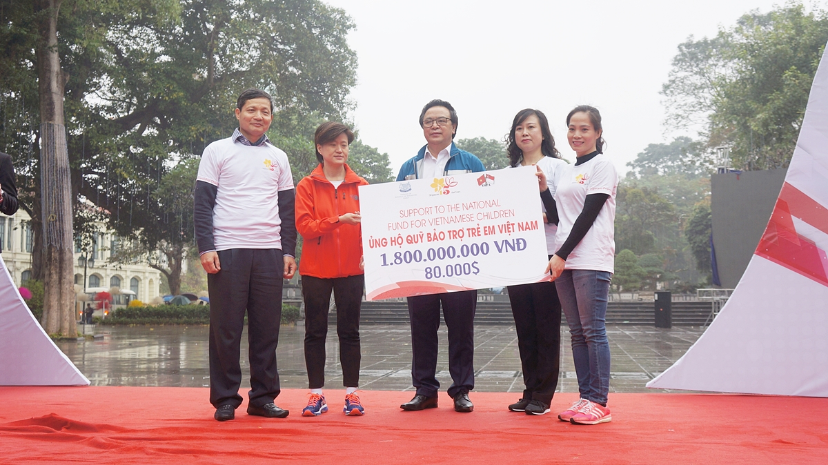 chay tu thien huu nghi viet nam singapore ky niem 45 nam quan he hop tac