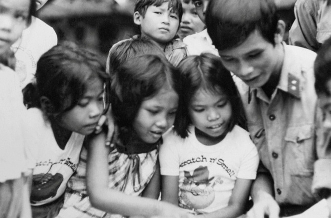 quan tinh nguyen vn than toc giai phong campuchia va nhung phat hien bat ngo