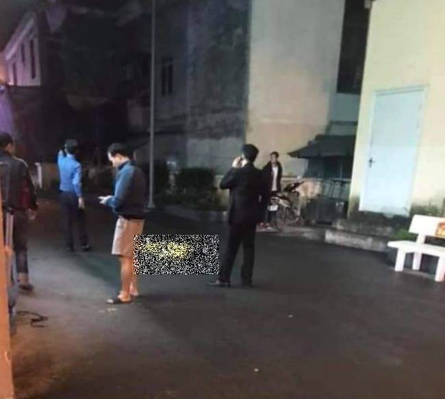 ha noi nguoi phu nu nghi tram cam roi tu tang 19 chung cu xuong dat tu vong