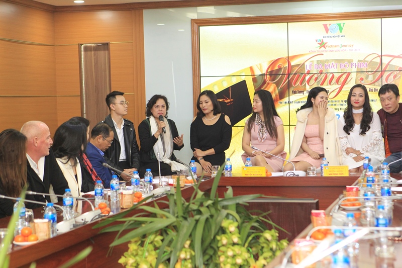 nghe si hang phim truyen vn lam phim tet sau song gio