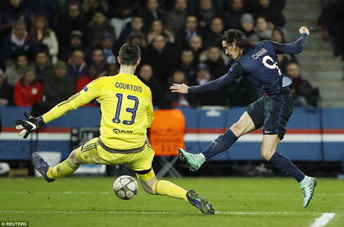 ibrahimovic cavani lap cong psg nhoc nhan danh bai chelsea
