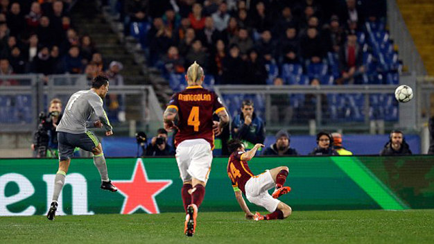 ronaldo jese lap cong real danh bai as roma