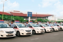 taxi xe khach sap dong loat giam gia cuoc