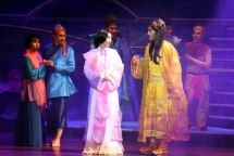 kich tam cam theo phong cach broadway