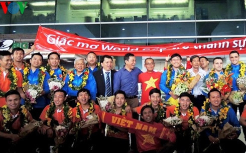 the thao trong nuoc quoc te diem tin ngay 2422016