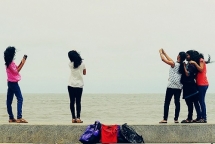 an do tp mumbai cam nguoi dan va du khach chup anh tu suong