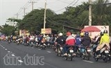 un un tranh thu tro lai thanh pho sau ky nghi tet
