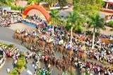 tay nguyen ron rang voi le hoi ca phe buon ma thuot vao thang 3