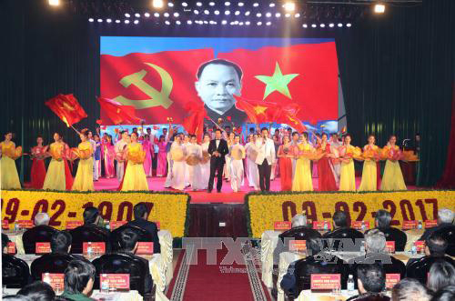 ky niem trong the 110 nam ngay sinh tong bi thu truong chinh